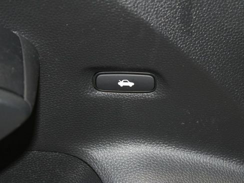 Used 2022 Honda Civic Sport image 10
