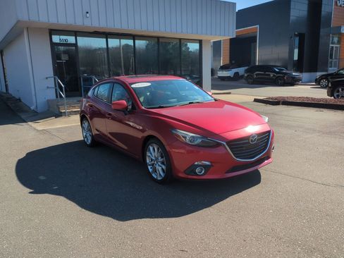 Used 2015 MAZDA MAZDA3 s Grand Touring image 3
