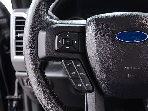Used 2016 Ford F150 XLT w/ Equipment Group 302A Luxury AWD/4WD image 12