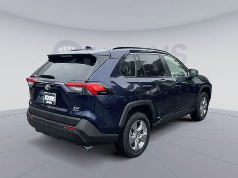 Used 2025 Toyota RAV4 XLE AWD/4WD image 7
