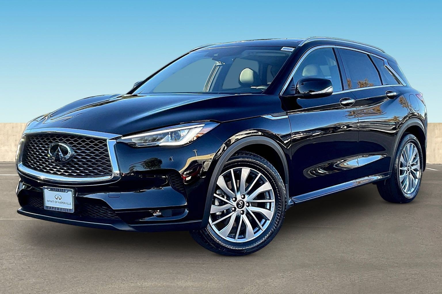 Certified 2024 INFINITI QX50 Luxe AWD/4WD image 3