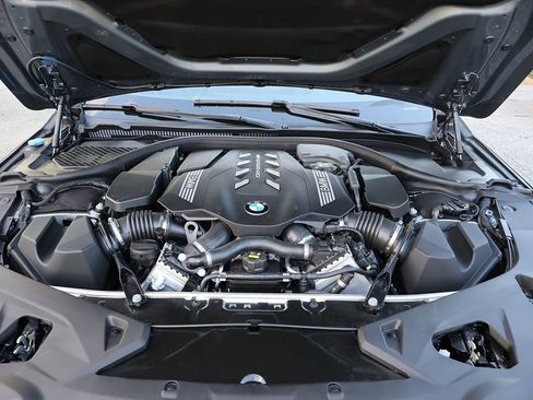 Used 2023 BMW M850i xDrive Convertible AWD/4WD image 21