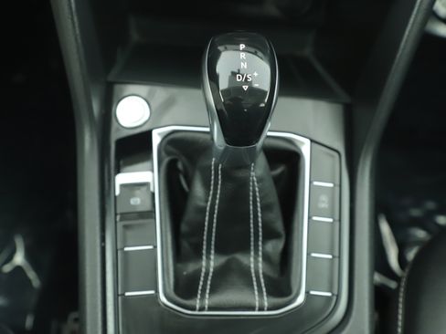 Used 2022 Volkswagen Taos SE image 7