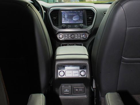 Used 2023 GMC Acadia AT4 w/ Technology Package image 22