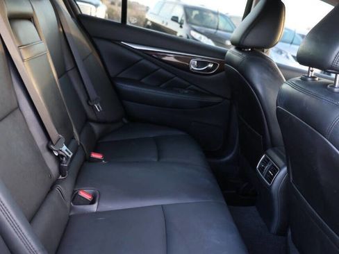 Used 2019 INFINITI Q50 Luxe w/ Essential Package (3.0T Luxe) image 16