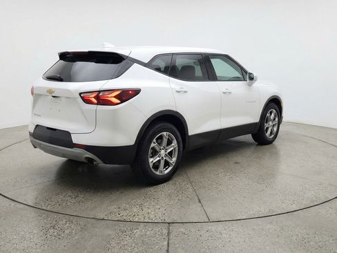 Used 2025 Chevrolet Blazer LT FWD image 9
