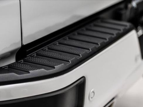 Used 2023 GMC Sierra 1500 AT4 image 14