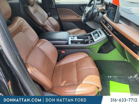 Used 2023 Lincoln Aviator Reserve w/ Equipment Group 201A AWD/4WD image 8