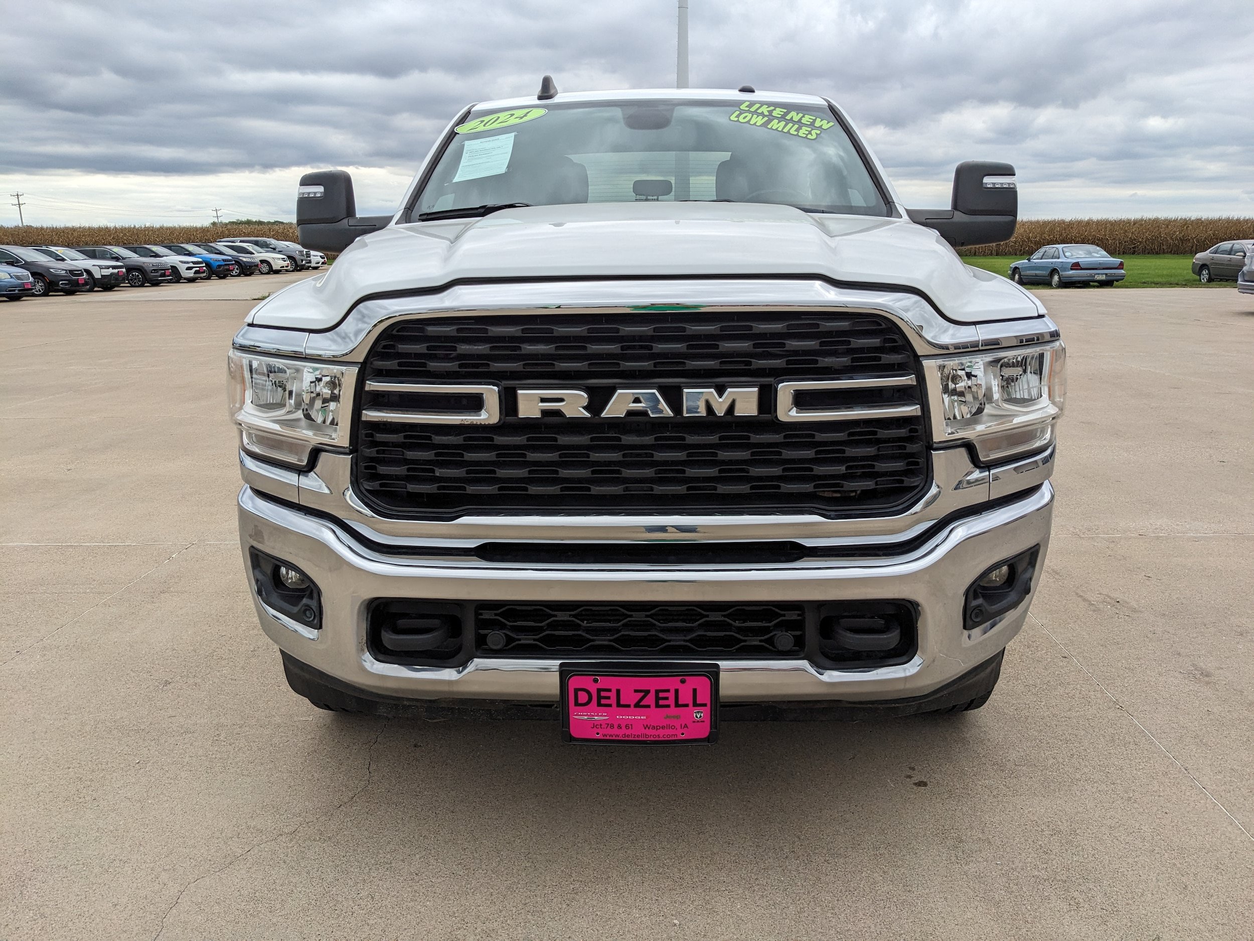 Used 2024 RAM 2500 Big Horn w/ Off Road Package AWD/4WD image 3