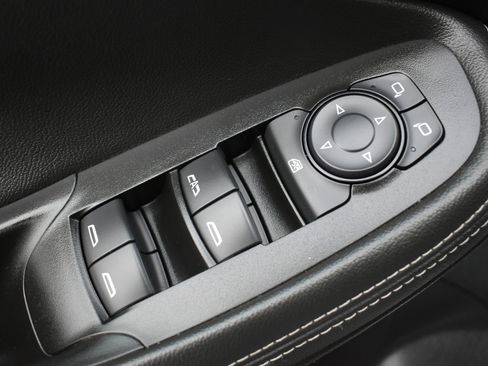 Used 2024 Buick Encore GX Sport Touring w/ Comfort Package image 13