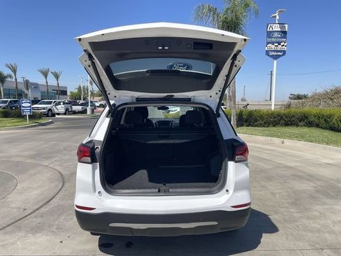 Used 2023 Chevrolet Equinox LT w/ Driver Convenience Package AWD/4WD image 25
