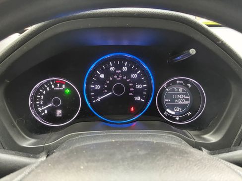 Used 2019 Honda HR-V LX image 18