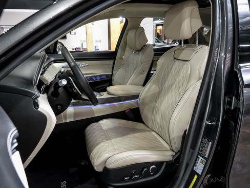 Used 2022 Genesis GV70 3.5T Sport w/ Sport Advanced Package image 31