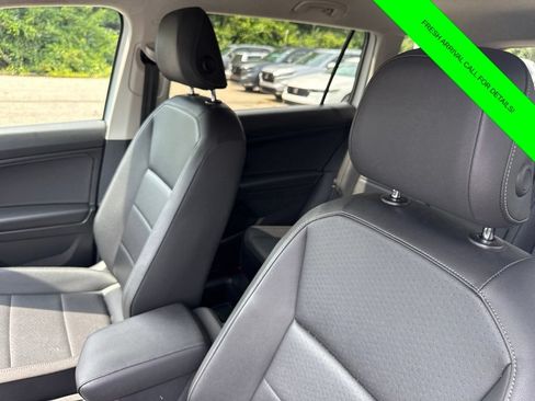 Used 2019 Volkswagen Tiguan SE AWD/4WD image 16