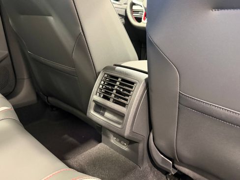 New 2026 Volkswagen GTI SE FWD image 40