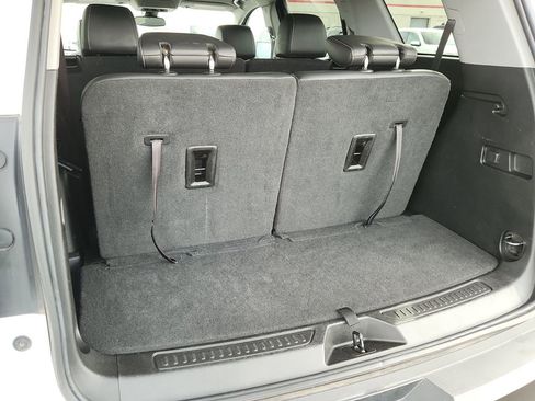 Used 2023 GMC Acadia SLT image 13