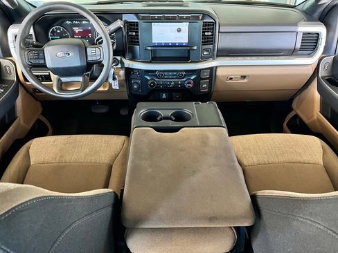 Used 2024 Ford F250 XLT image 7