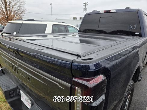 Used 2025 Ford F250 King Ranch w/ FX4 Off-Road Package image 6