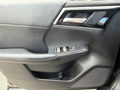 Used 2022 Mitsubishi Outlander SE AWD/4WD image 34