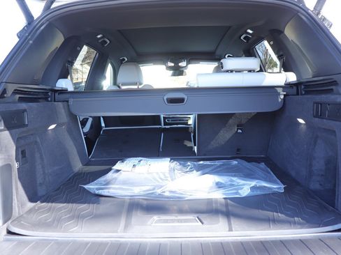 New 2026 BMW X5 sDrive40i w/ Premium Package RWD image 15