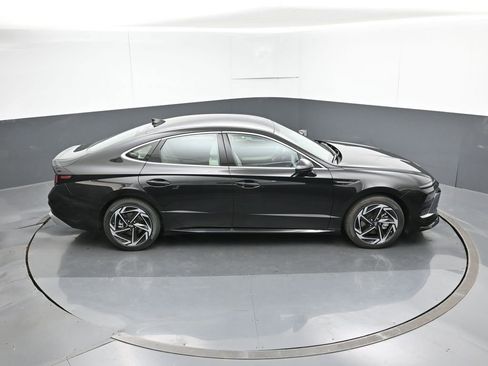 New 2026 Hyundai Sonata SEL FWD image 22