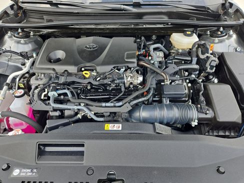 Used 2025 Toyota Camry SE w/ Convenience Package image 33