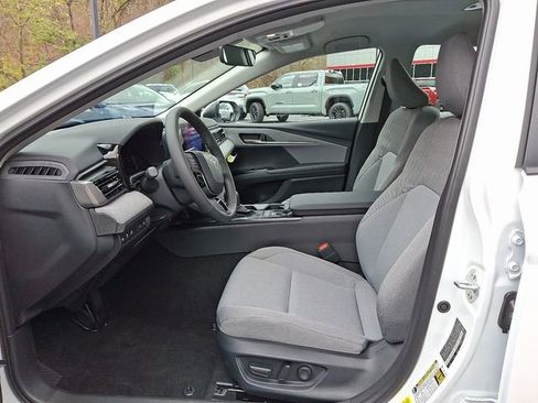 New 2026 Toyota Camry LE w/ Convenience Package FWD image 14