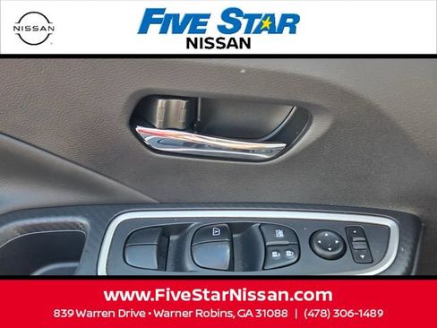 Used 2025 Nissan Versa SR w/ Trunk Package FWD image 29