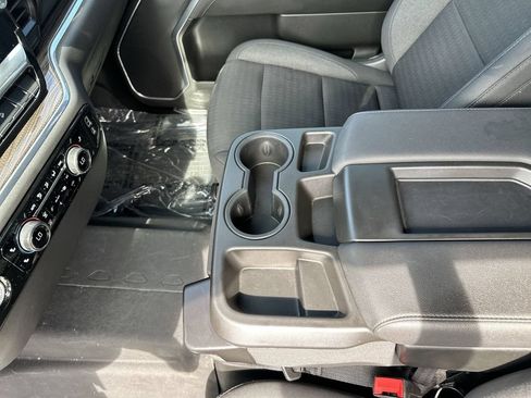 Used 2022 Chevrolet Silverado 1500 LT Trail Boss w/ LPO, Dark Essentials Package AWD/4WD image 21