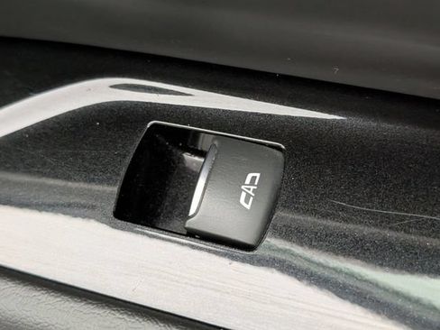Used 2023 Cadillac Escalade Sport AWD/4WD image 39