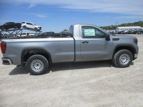New 2026 GMC Sierra 1500 Pro AWD/4WD image 3