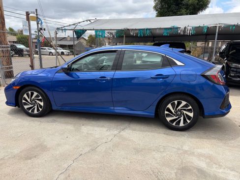 Used 2019 Honda Civic LX image 2