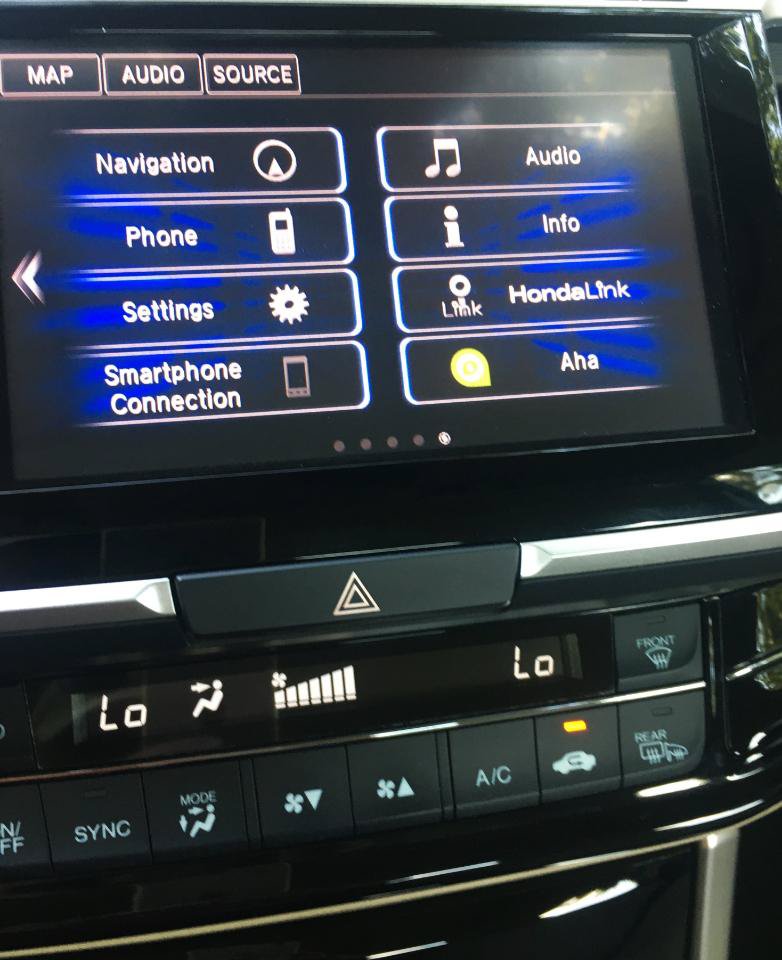 Used 2017 Honda Accord Touring image 13
