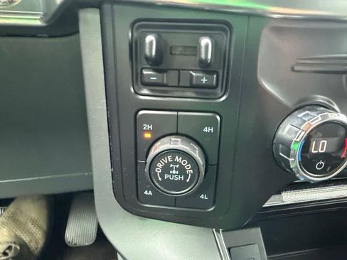 Certified 2021 Ford F150 Lariat w/ FX4 Off-Road Package AWD/4WD image 32
