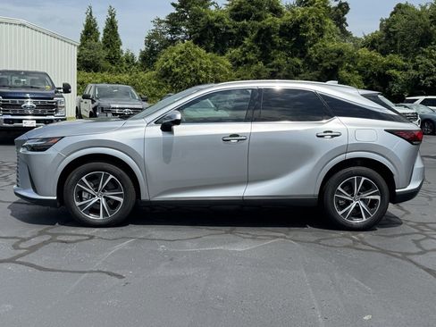 Used 2023 Lexus RX 350 Premium image 3