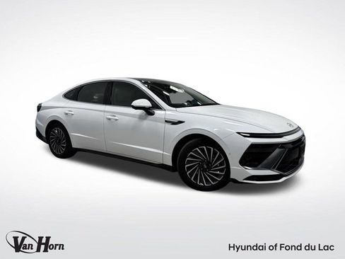 Used 2025 Hyundai Sonata Limited image 1