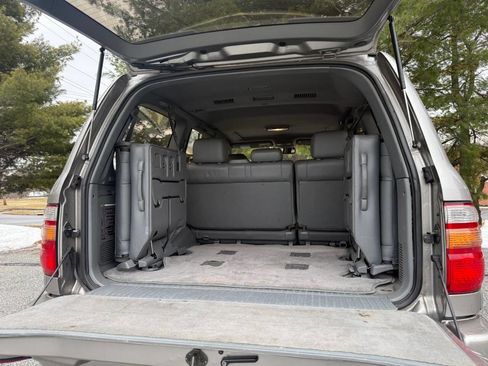 Used 2001 Toyota Land Cruiser image 57