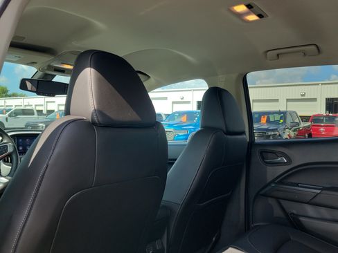 Used 2022 GMC Canyon Elevation w/ Elevation Premium Package RWD image 12
