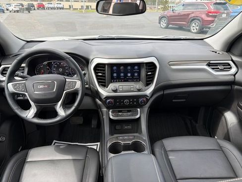 Used 2023 GMC Acadia SLT w/ Technology Package AWD/4WD image 32