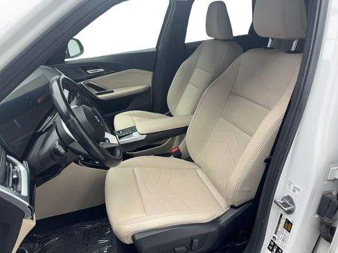 Used 2024 BMW X1 xDrive28i AWD/4WD image 18