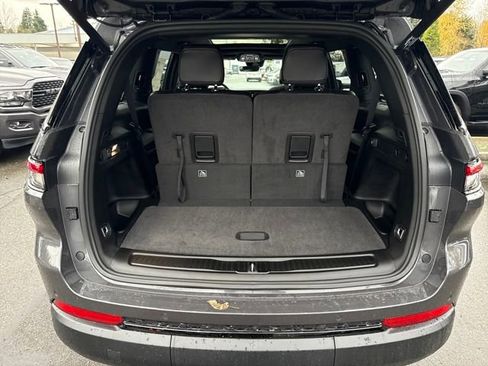 New 2025 Jeep Grand Cherokee L Limited image 13