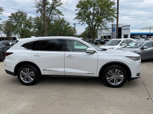 Used 2026 Acura MDX SH-AWD image 4