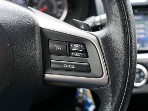 Used 2015 Subaru Crosstrek 2.0i Premium image 30