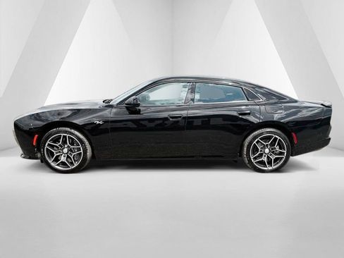 New 2026 Dodge Charger R/T w/ Performance Handling Group AWD/4WD image 4
