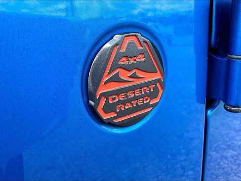 Used 2021 Jeep Gladiator Mojave AWD/4WD image 8
