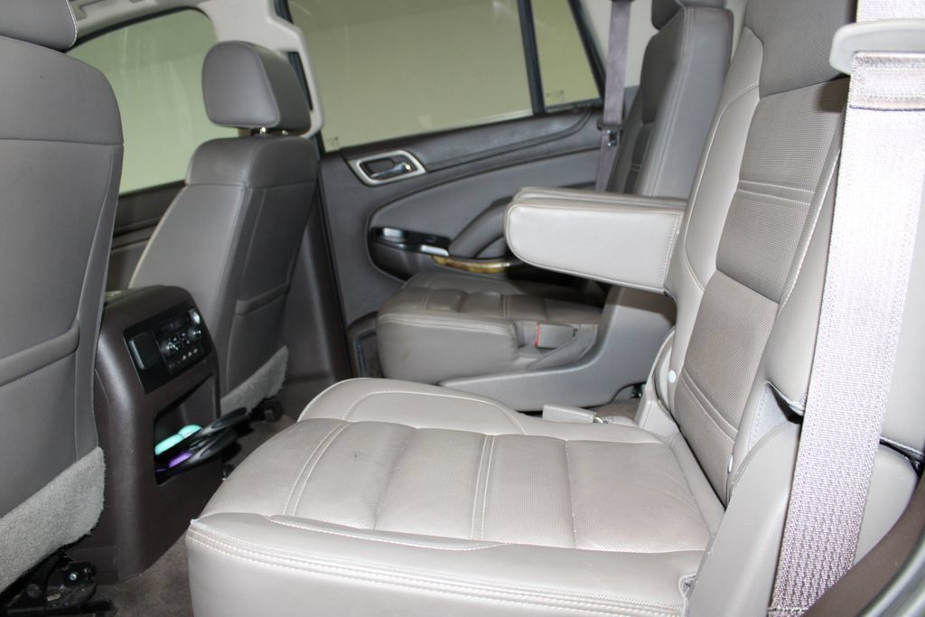 Used 2017 GMC Yukon Denali w/ Open Road Package AWD/4WD image 21