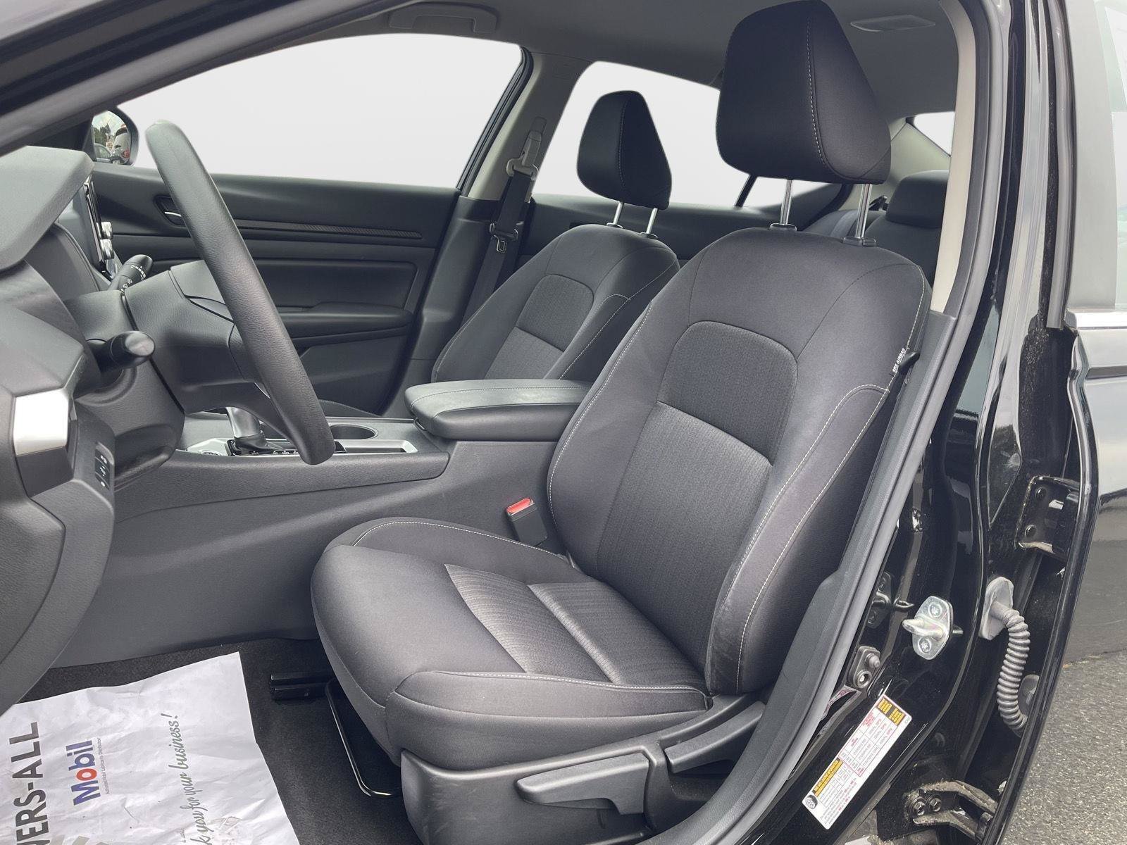 Used 2022 Nissan Altima 2.5 S FWD image 13