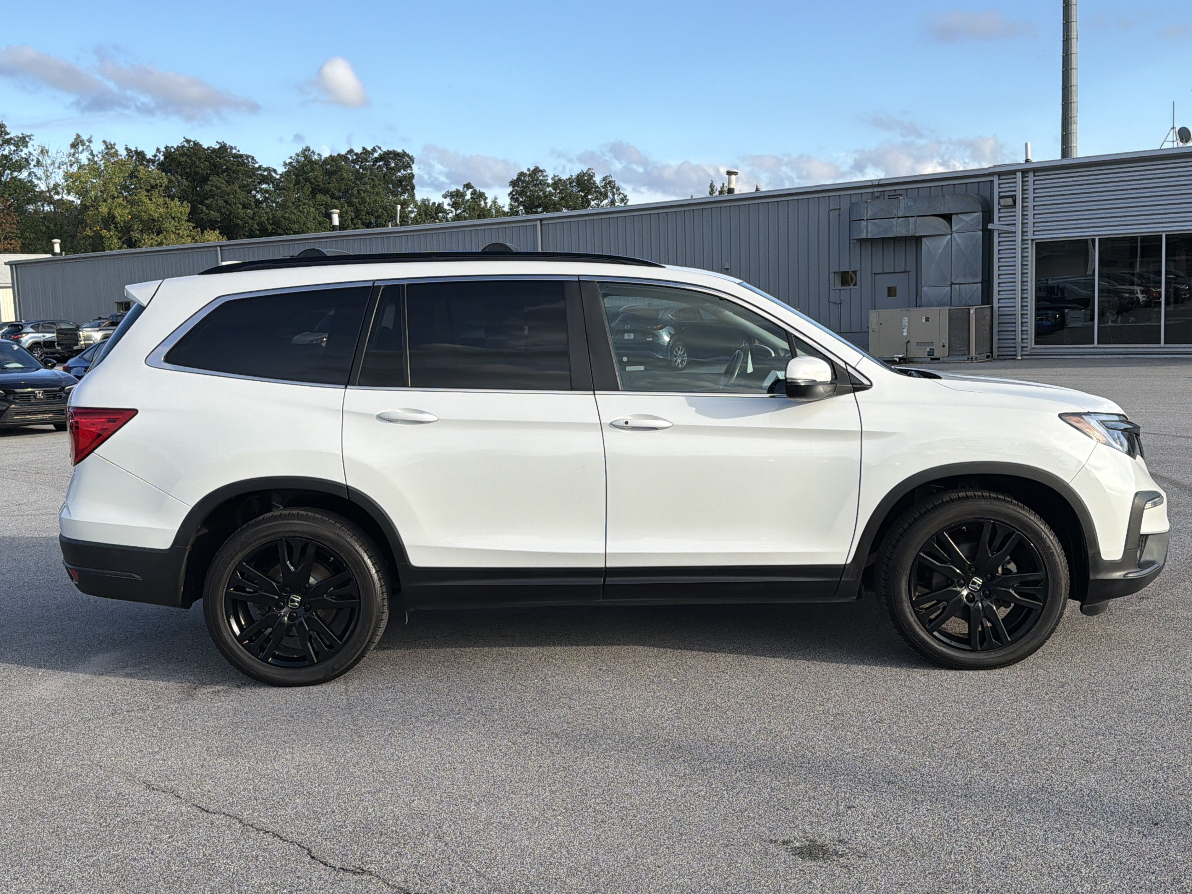 Used 2022 Honda Pilot Special Edition image 2