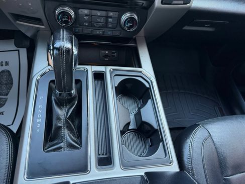 Used 2015 Ford F150 Lariat w/ Equipment Group 502A Luxury AWD/4WD image 17