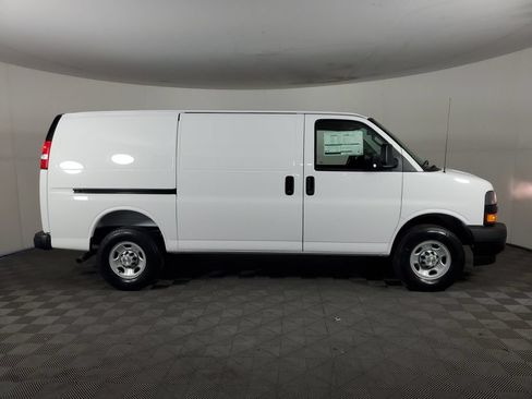 New 2026 Chevrolet Express 2500 w/ Driver Convenience Package RWD image 2